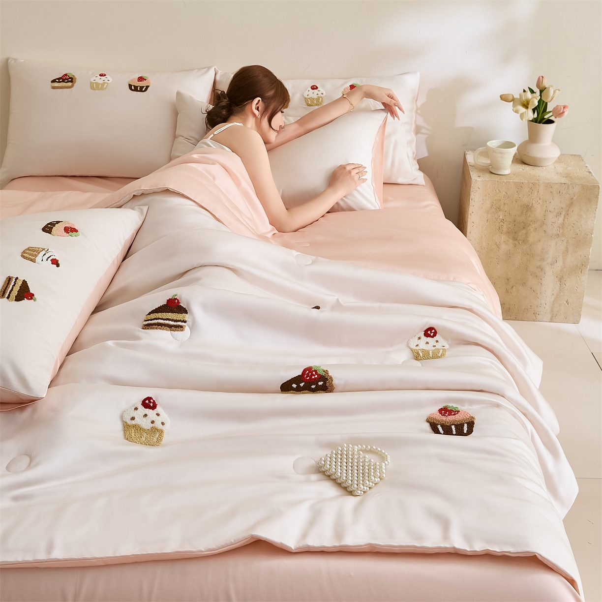 91家纺网 家纺一手货源 找家纺 （总）DC 2026新款A类兰精天丝毛巾绣系列夏被四件套