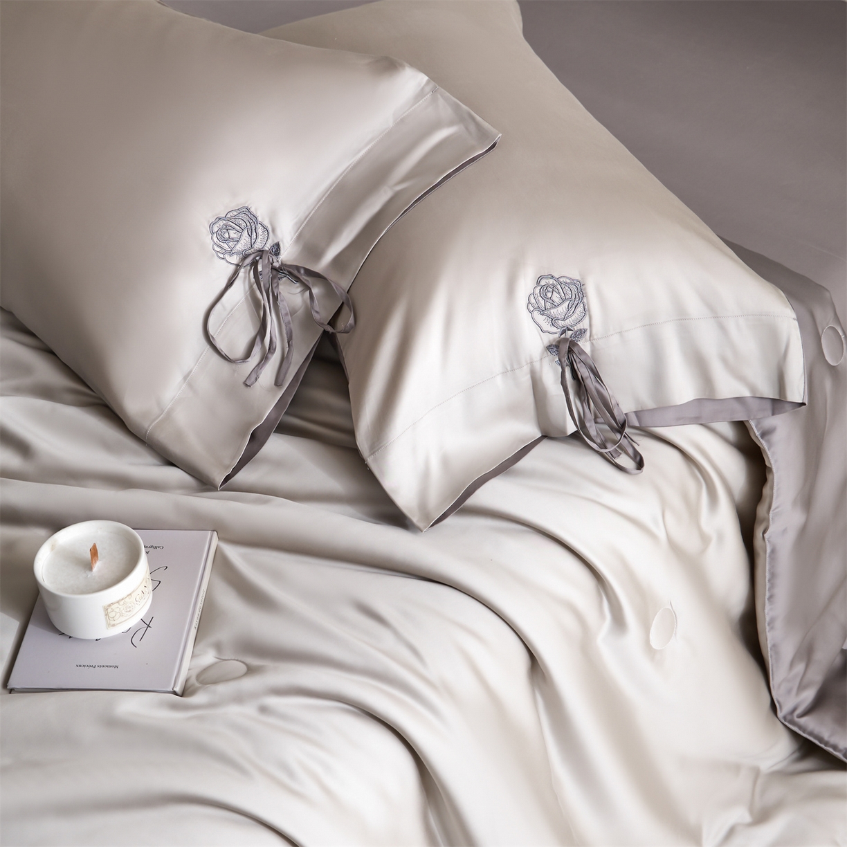 91家纺网 家纺一手货源 找家纺 （总）DC 2026新款A类兰精天丝玫瑰压线抽绳款夏被四件套--日落玫瑰系列