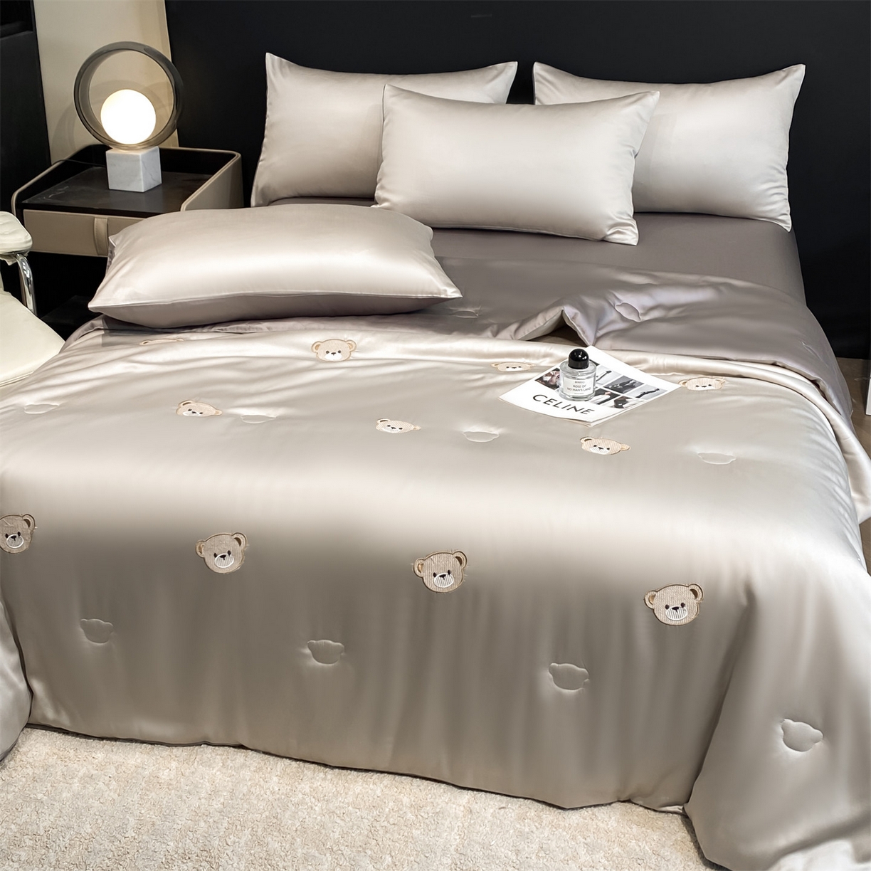 91家纺网 家纺一手货源 找家纺 无界 2026新款水洗真丝夏被-散点-贝尔 贝尔 冰川灰+中灰（小熊）