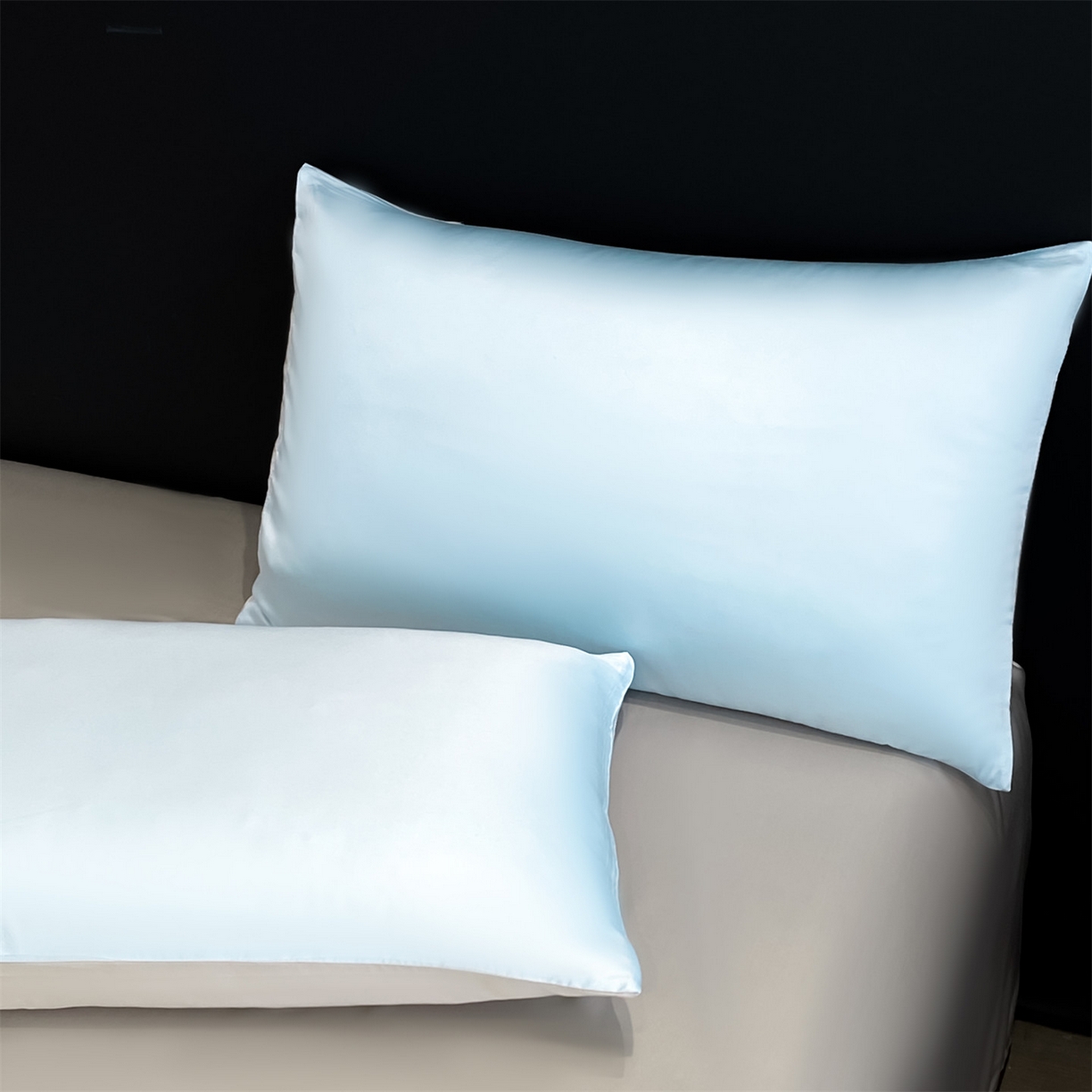 91家纺网 家纺一手货源 找家纺 无界 2026新款水洗真丝夏被-散点-贝尔 贝尔 淡海蓝+冰川灰（樱桃）