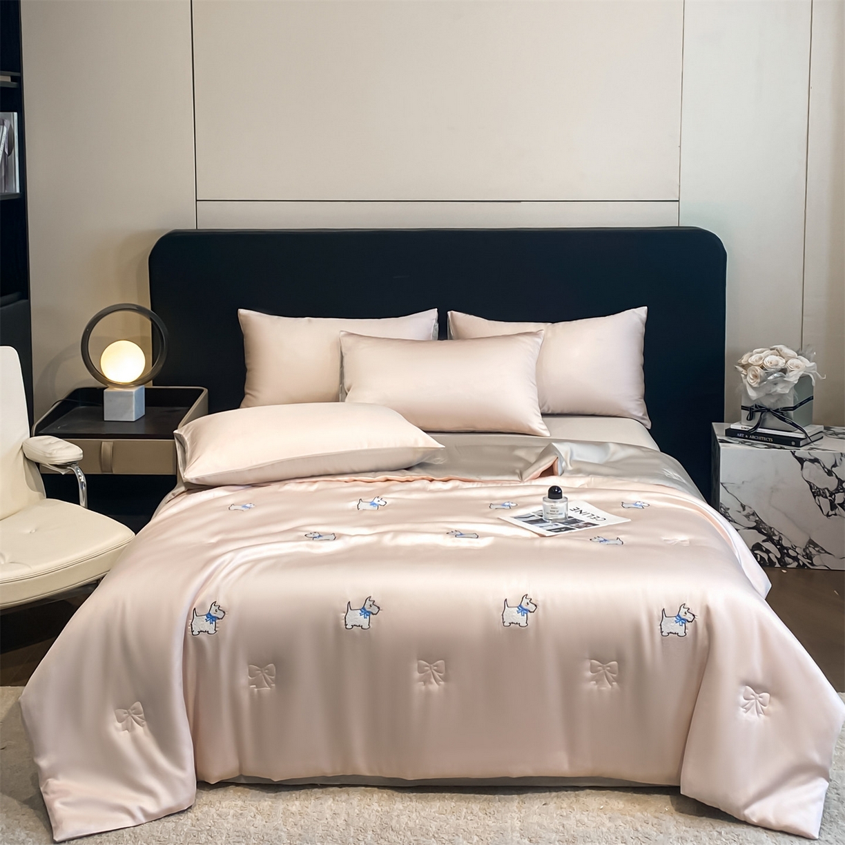 91家纺网 家纺一手货源 找家纺 无界 2026新款水洗真丝夏被-散点-贝尔 贝尔 素粉+冰川灰（小狗）