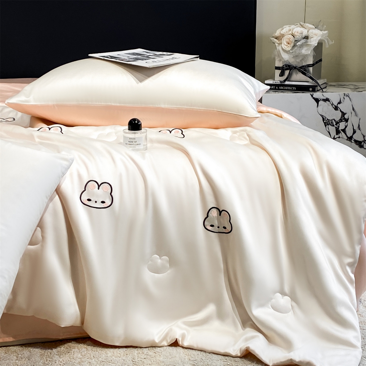 91家纺网 家纺一手货源 找家纺 无界 2026新款水洗真丝夏被-散点-贝尔 贝尔 元气白桃+半熟蜜桃（兔子）