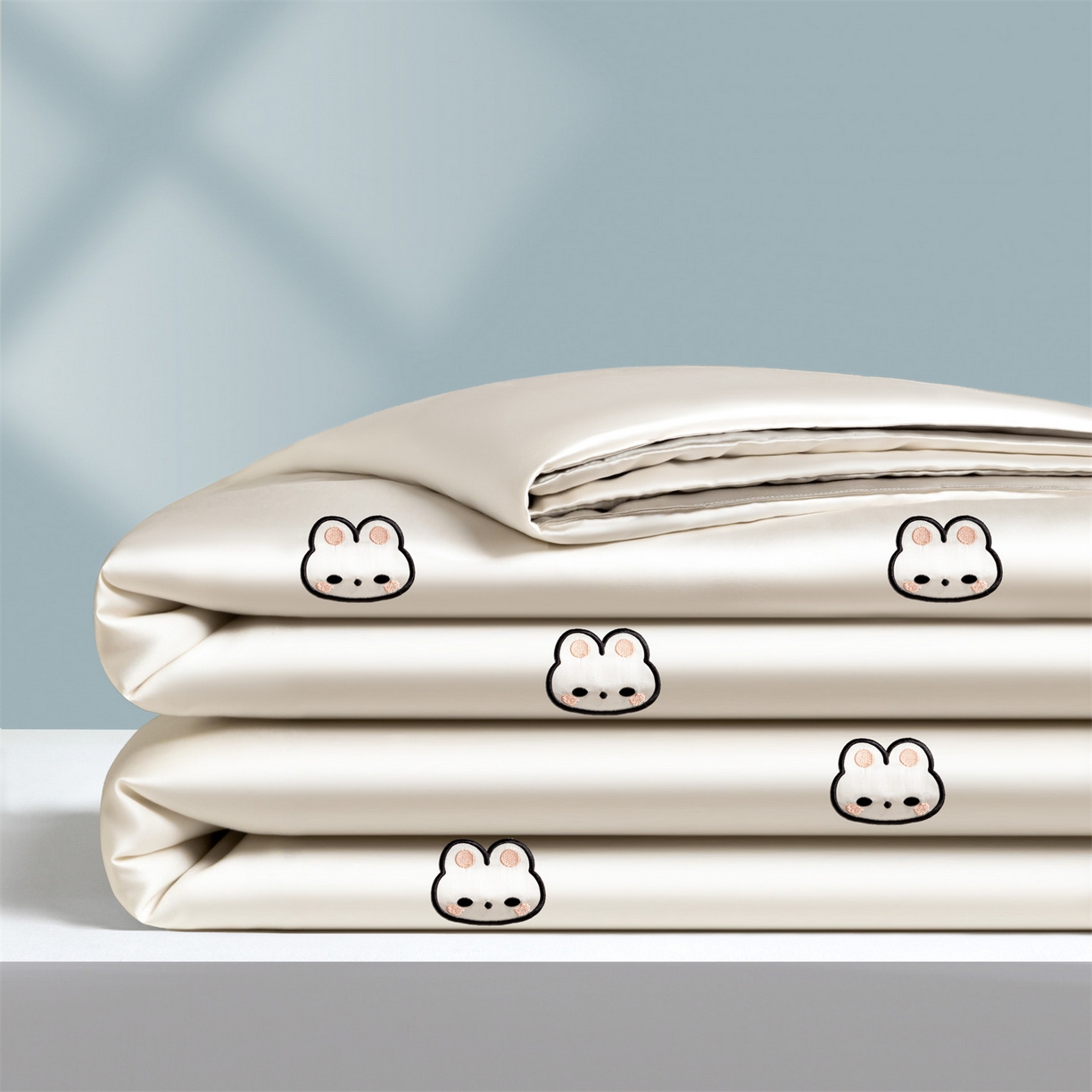 91家纺网 家纺一手货源 找家纺 无界 2026新款水洗真丝夏被-散点-贝尔 贝尔 元气白桃+冰川灰（兔子）