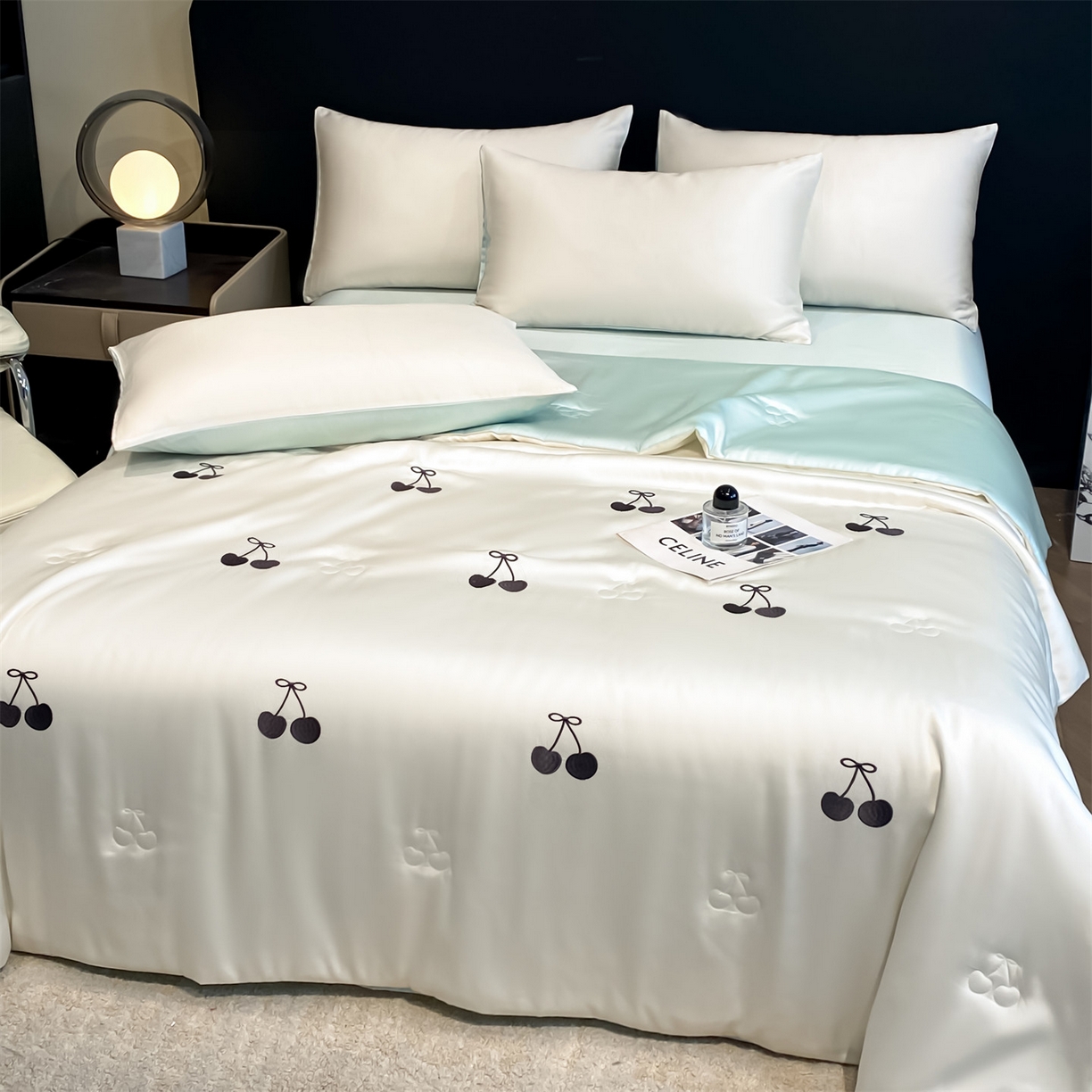 91家纺网 家纺一手货源 找家纺 无界 2026新款水洗真丝夏被-散点-贝尔 贝尔 元气白桃+风铃蓝（樱桃）