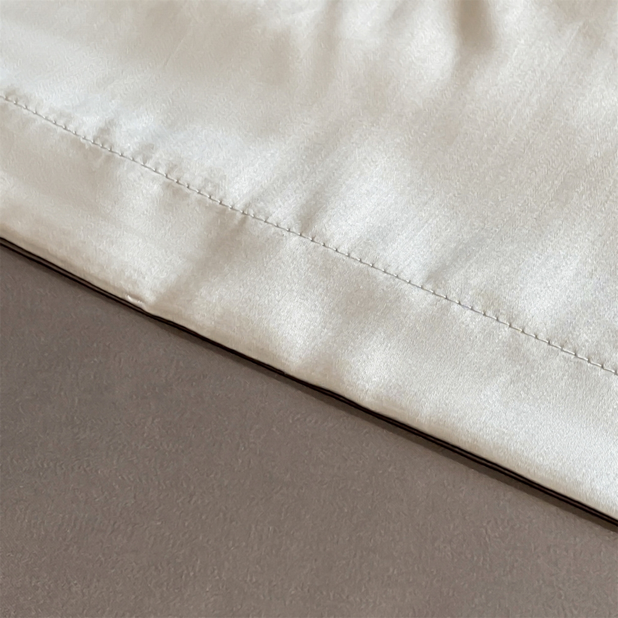 91家纺网 家纺一手货源 找家纺 （总）无界 2026新款水洗真丝夏被-雪花绗缝压线-莱拉