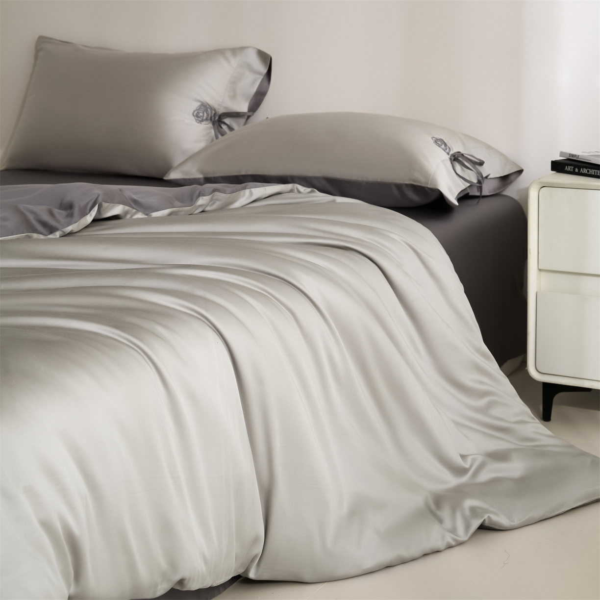 91家纺网 家纺一手货源 找家纺 （总）DC 2026新款天丝玫瑰压线抽绳四件套--日落玫瑰系列