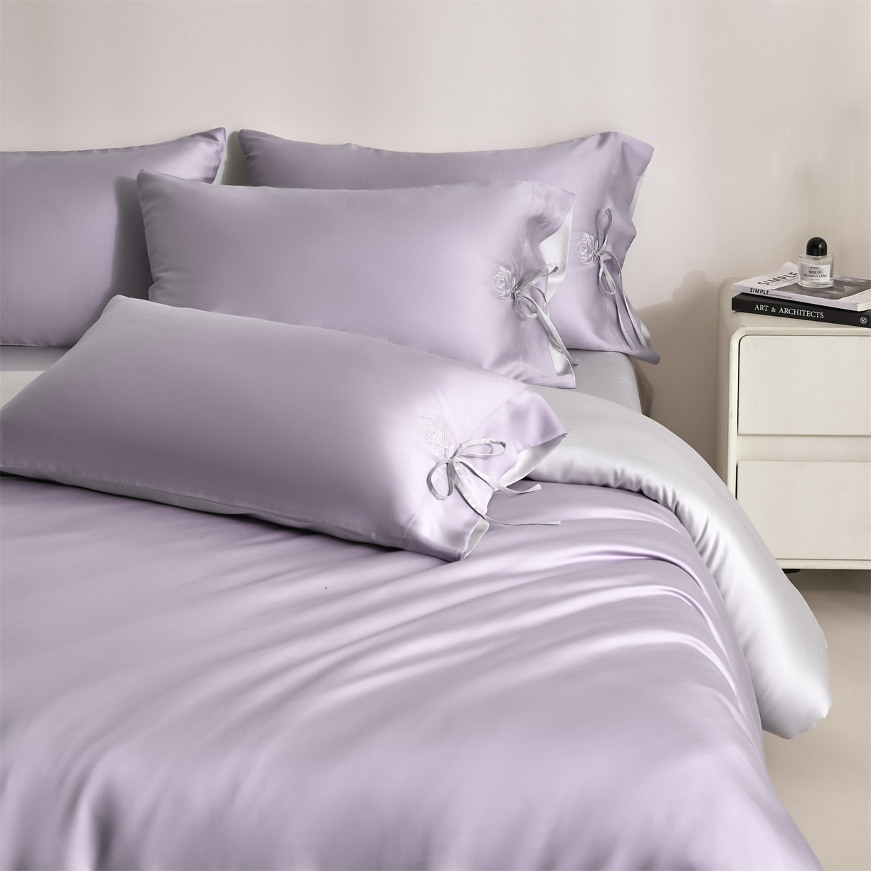 91家纺网 家纺一手货源 找家纺 DC 2026新款天丝玫瑰压线抽绳四件套--日落玫瑰系列 风信紫+流沙灰