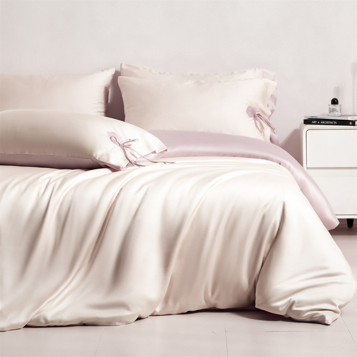 91家纺网 家纺一手货源 找家纺 DC 2026新款天丝玫瑰压线抽绳四件套--日落玫瑰系列 日落玫瑰-杏白+素粉