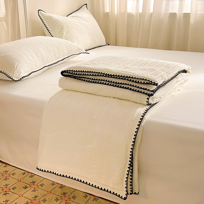 91家纺网 家纺一手货源 找家纺 （总）鑫佳居 2026新款三角针纯色夏被夏凉被空调被四件套