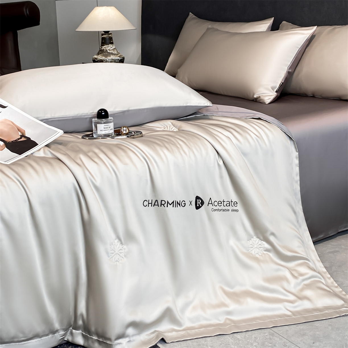 91家纺网 家纺一手货源 找家纺 无界 2026新款水洗真丝夏被-雪花绗缝压线-莱拉 莱拉 冰川灰+中灰