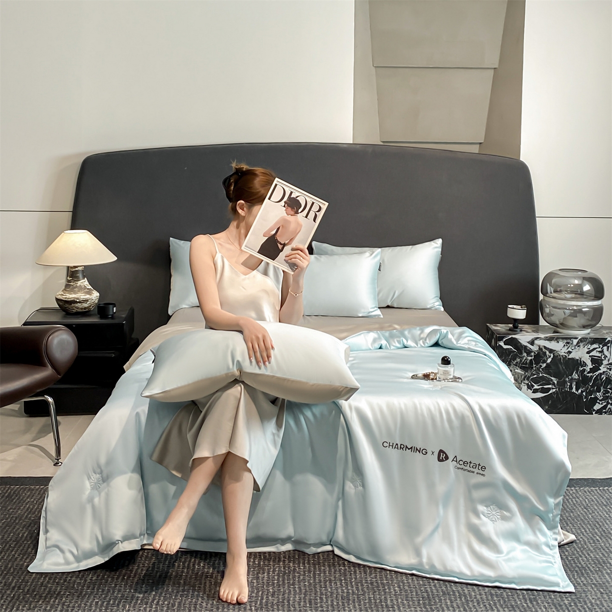 91家纺网 家纺一手货源 找家纺 无界 2026新款水洗真丝夏被-雪花绗缝压线-莱拉 莱拉 淡海蓝+冰川灰