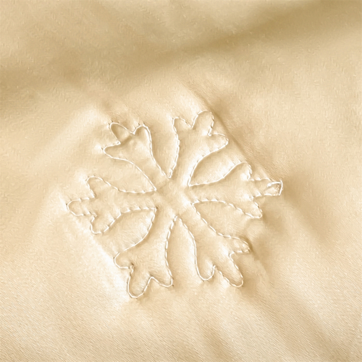 91家纺网 家纺一手货源 找家纺 无界 2026新款水洗真丝夏被-雪花绗缝压线-莱拉 莱拉 奶茶色+冰川灰