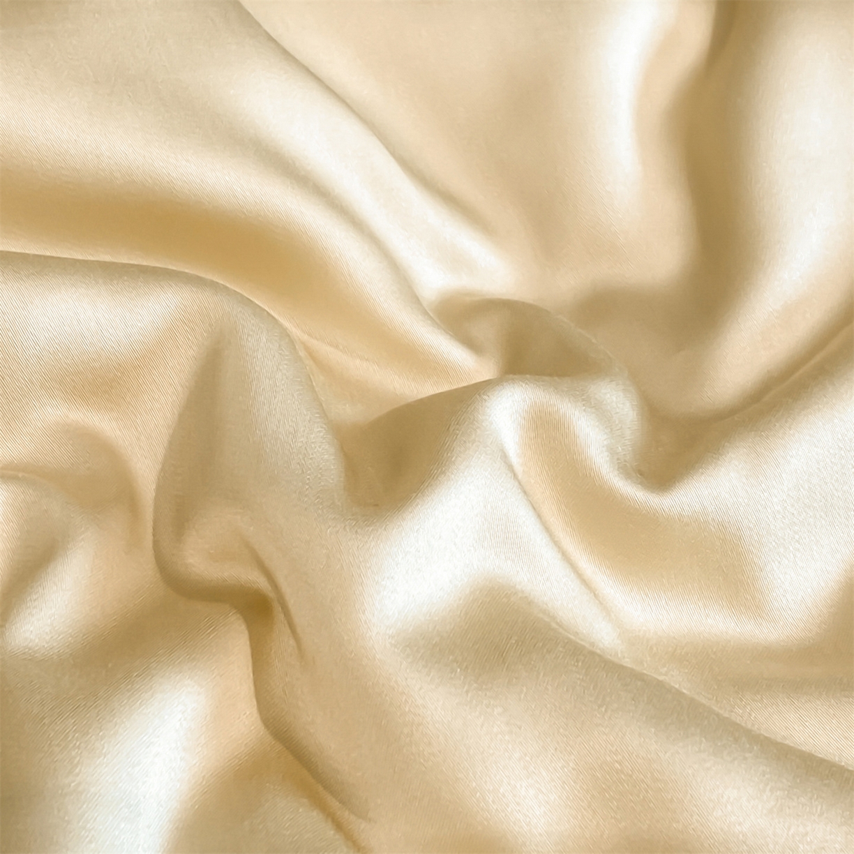 91家纺网 家纺一手货源 找家纺 无界 2026新款水洗真丝夏被-雪花绗缝压线-莱拉 莱拉 奶茶色+冰川灰