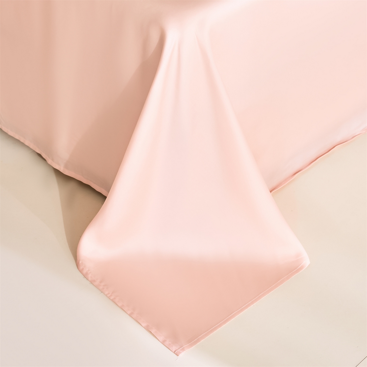 91家纺网 家纺一手货源 找家纺 DC 2026新款天丝立体毛巾绣四件套 毛巾绣-元气白桃+半熟蜜桃（丝绒蛋糕）