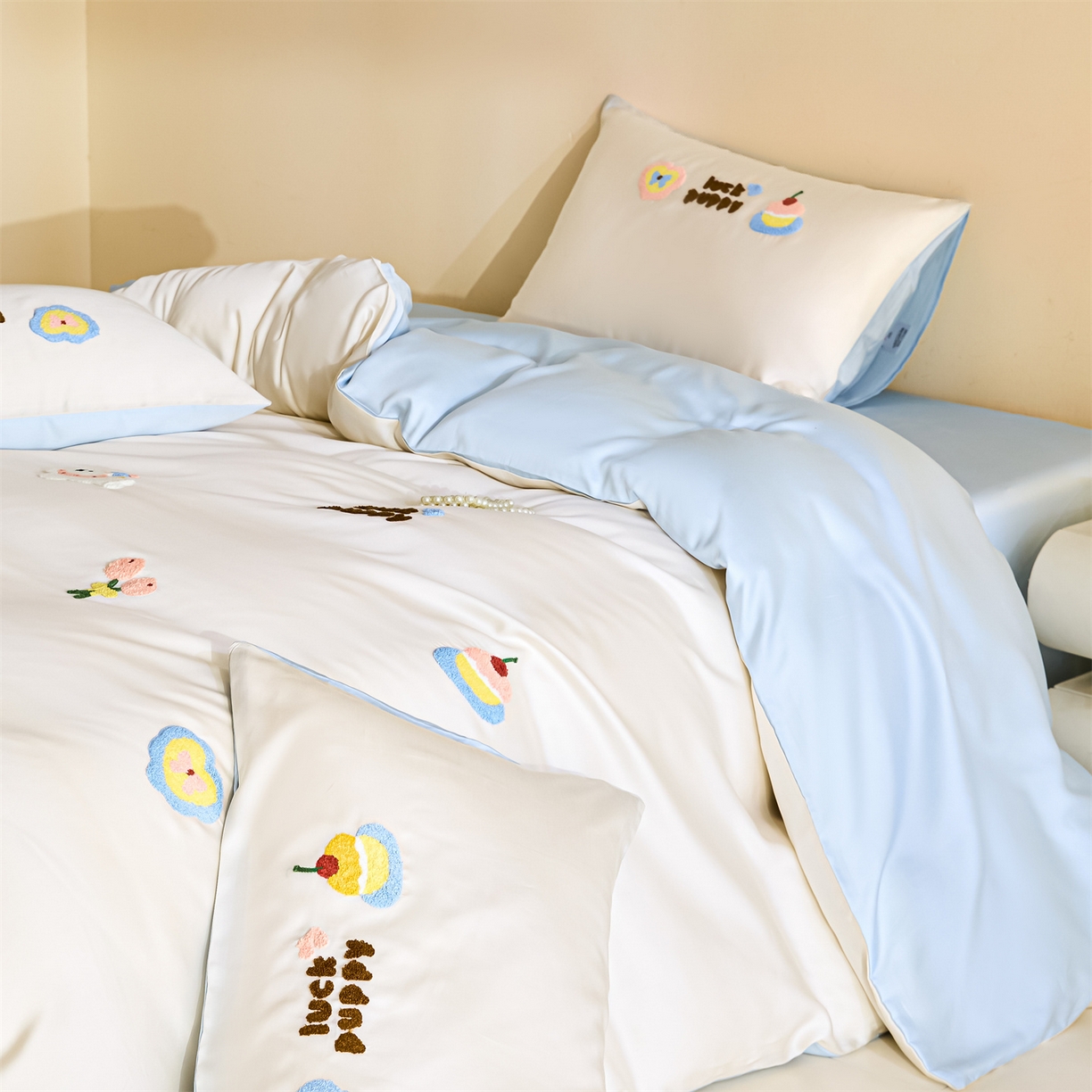 DC 2026新款天丝立体毛巾绣四件套 毛巾绣-元气白桃+婴儿蓝（初夏小狗）