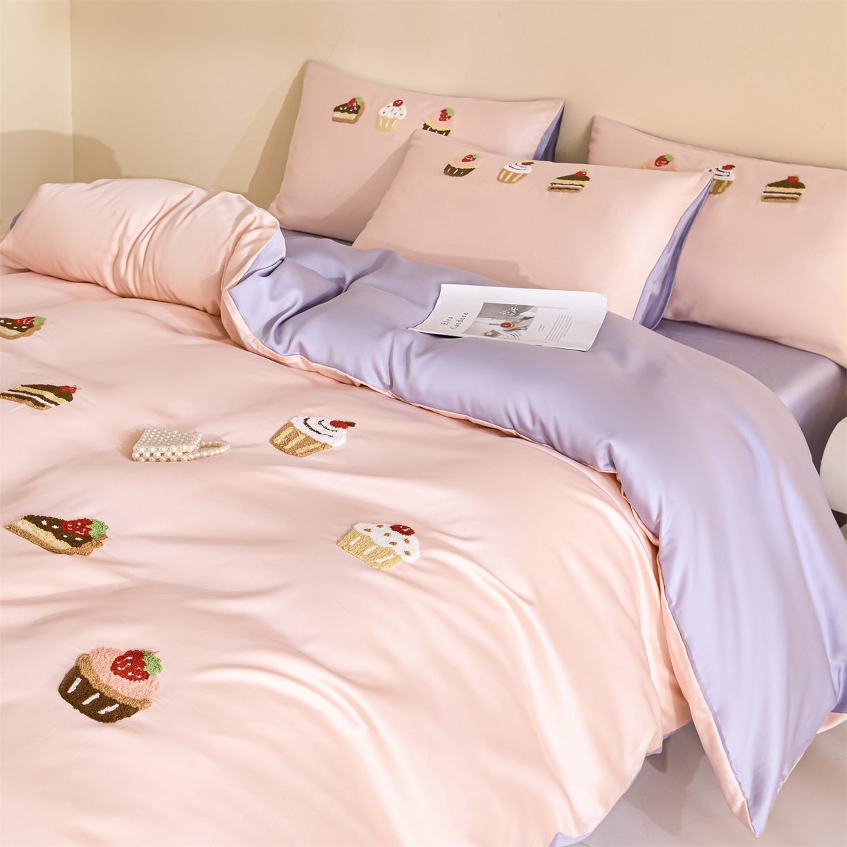 91家纺网 家纺一手货源 找家纺 DC 2026新款天丝立体毛巾绣四件套 毛巾绣-半熟蜜桃+风信紫（丝绒蛋糕）