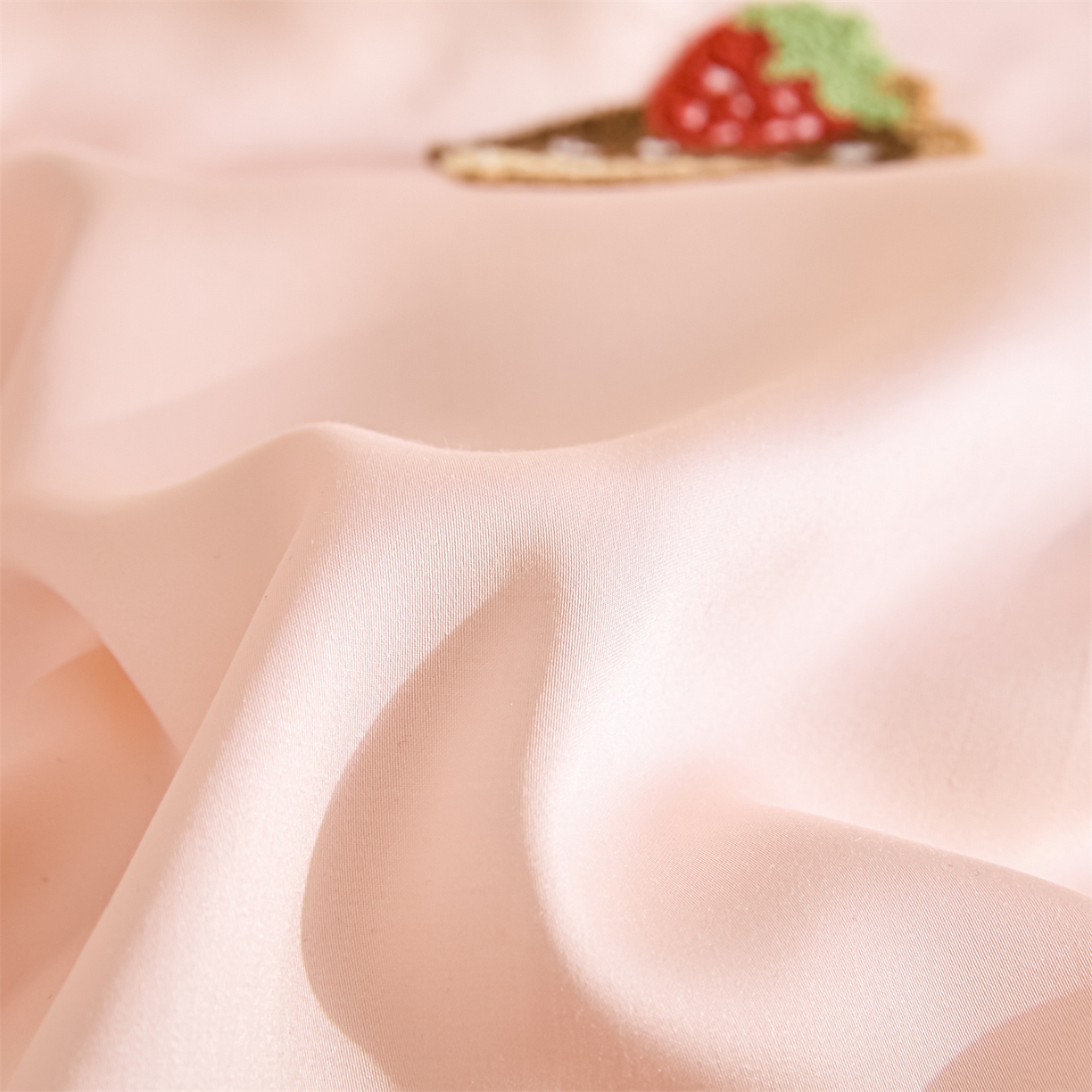 91家纺网 家纺一手货源 找家纺 DC 2026新款天丝立体毛巾绣四件套 毛巾绣-半熟蜜桃+风信紫（丝绒蛋糕）