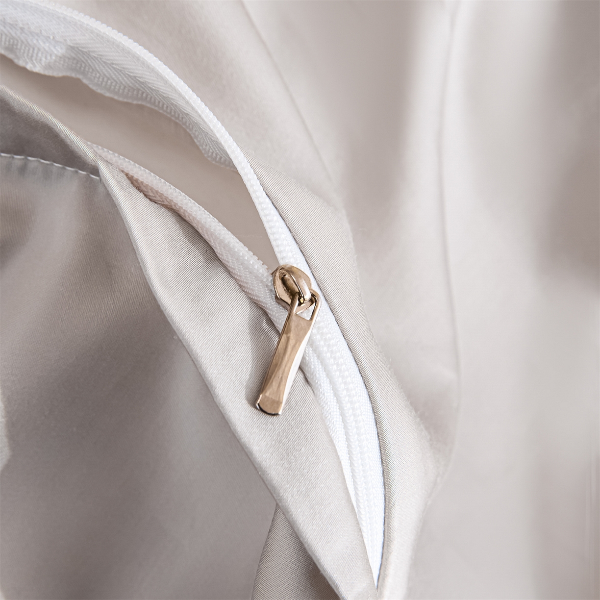 91家纺网 家纺一手货源 找家纺 DC 2026新款天丝立体毛巾绣四件套 毛巾绣-婴儿蓝+冰川灰（初夏小狗）