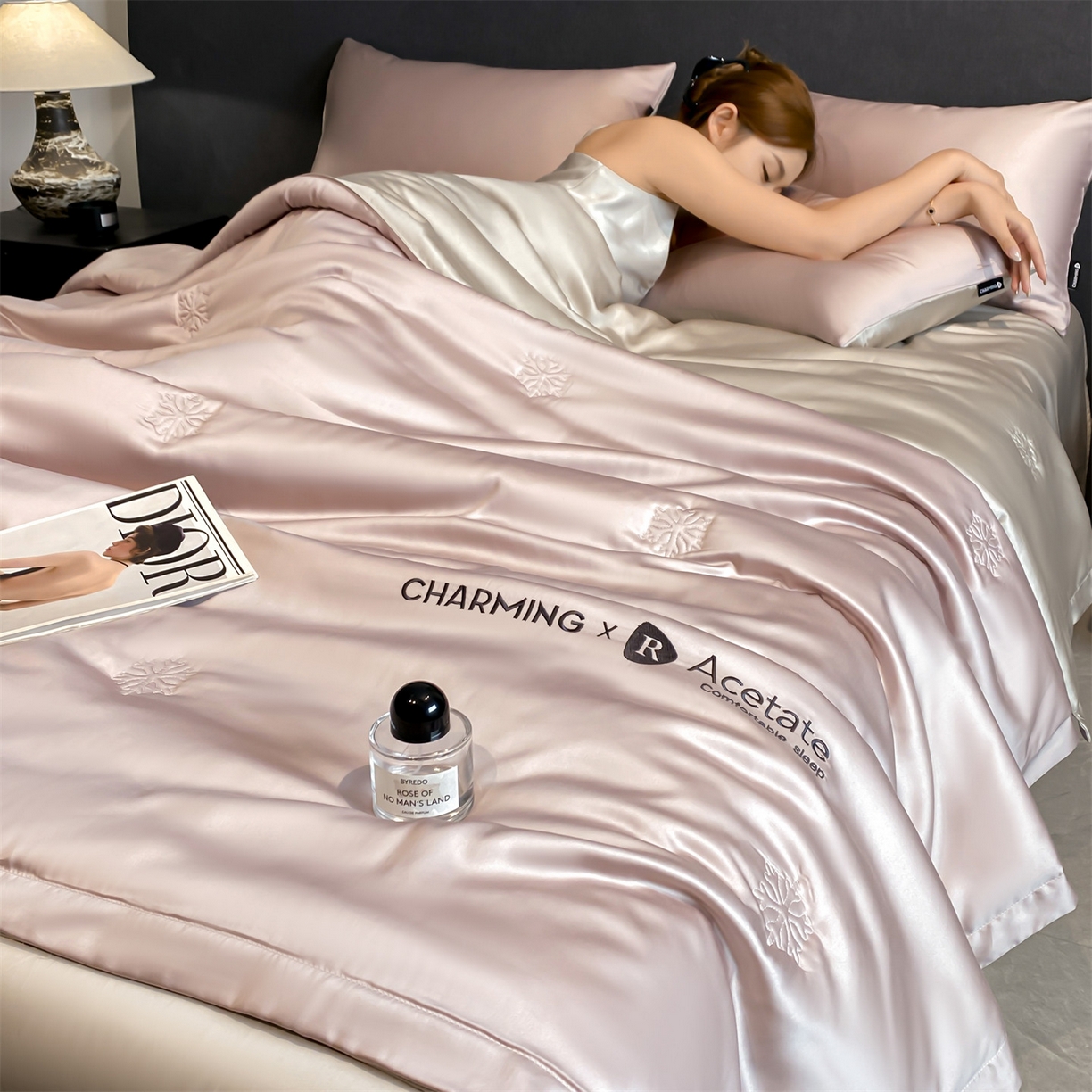 91家纺网 家纺一手货源 找家纺 无界 2026新款水洗真丝夏被-雪花绗缝压线-莱拉 莱拉 水雾紫+冰川灰