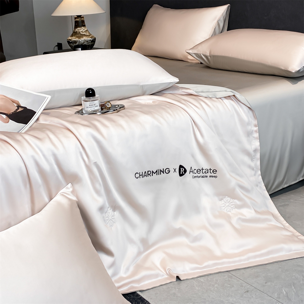 91家纺网 家纺一手货源 找家纺 无界 2026新款水洗真丝夏被-雪花绗缝压线-莱拉 莱拉 素粉+冰川灰