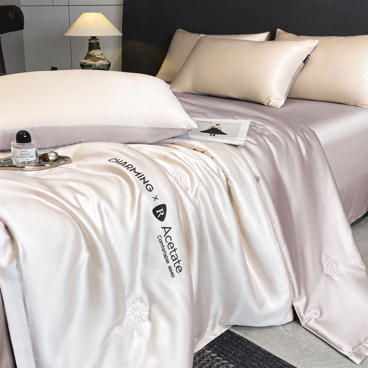 91家纺网 家纺一手货源 找家纺 无界 2026新款水洗真丝夏被-雪花绗缝压线-莱拉 莱拉 杏白+素粉