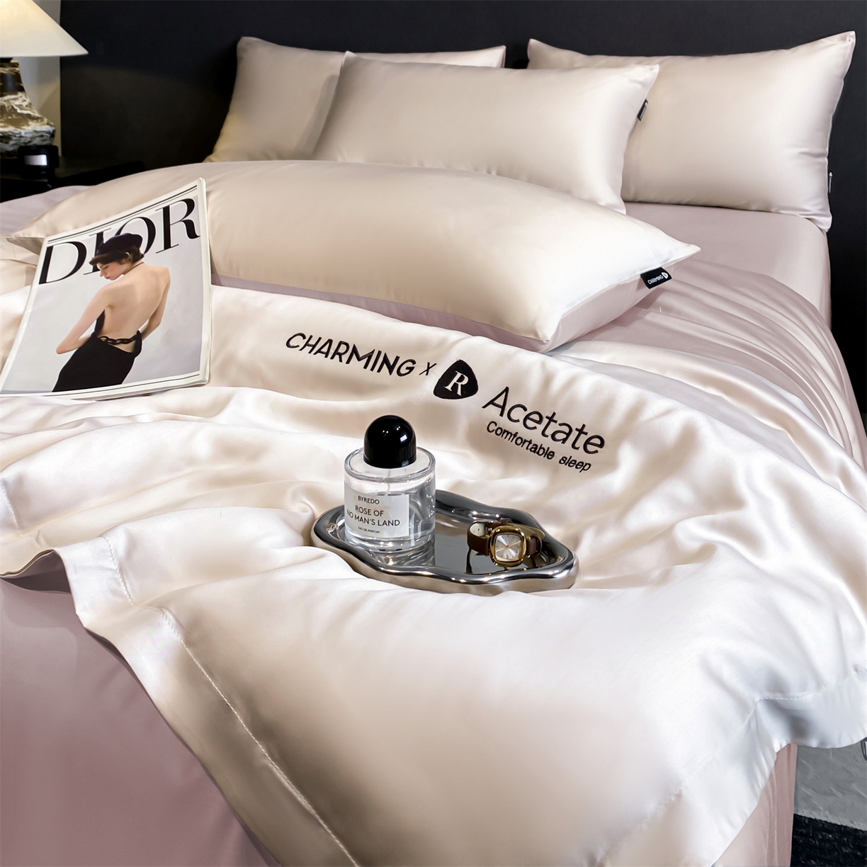 91家纺网 家纺一手货源 找家纺 无界 2026新款水洗真丝夏被-雪花绗缝压线-莱拉 莱拉 杏白+素粉