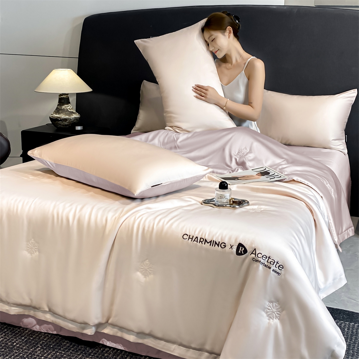 91家纺网 家纺一手货源 找家纺 无界 2026新款水洗真丝夏被-雪花绗缝压线-莱拉 莱拉 杏白+素粉