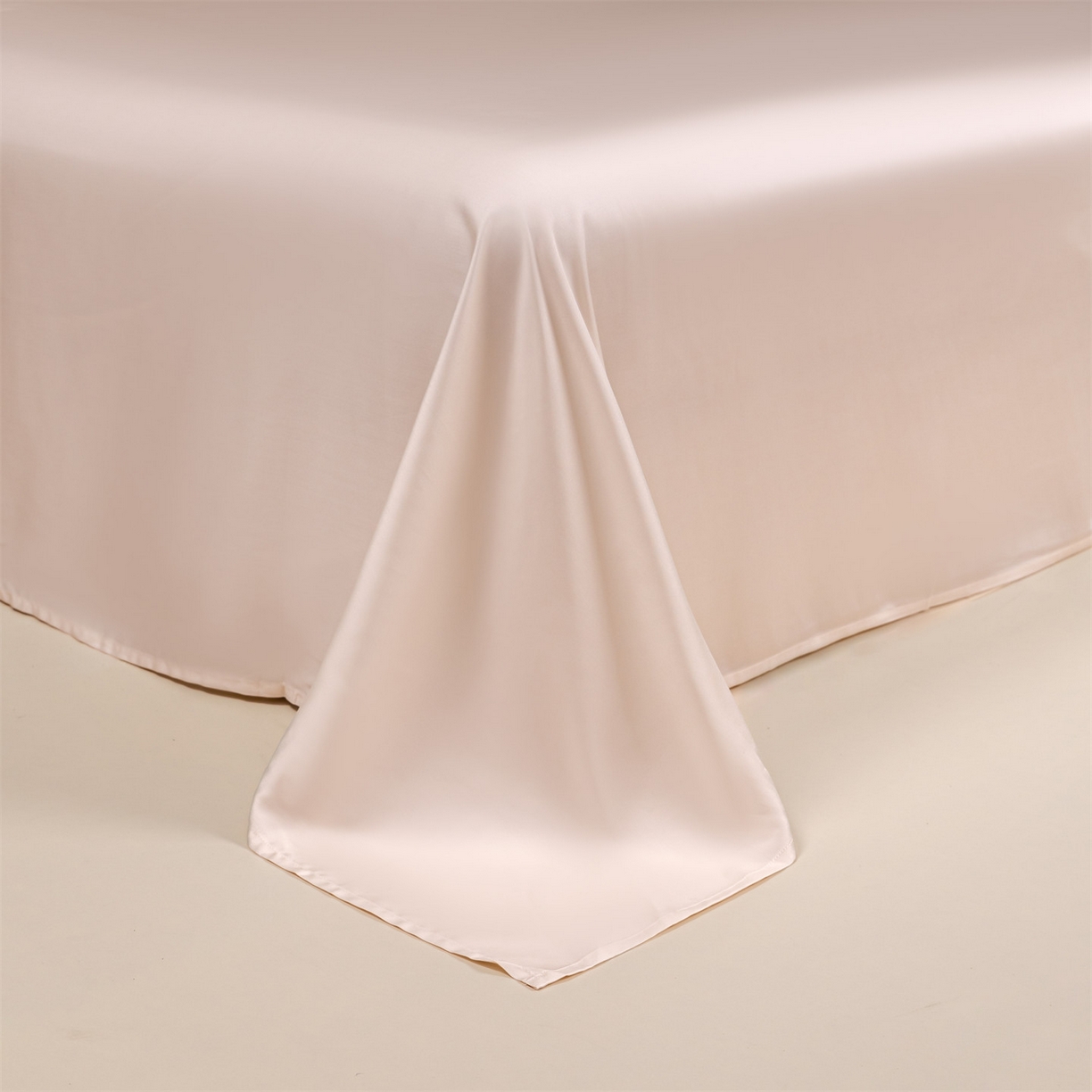 91家纺网 家纺一手货源 找家纺 DC 2026新款天丝单边蝴蝶织带四件套--蝶音系列 蝶音-冰雾粉+元气白桃