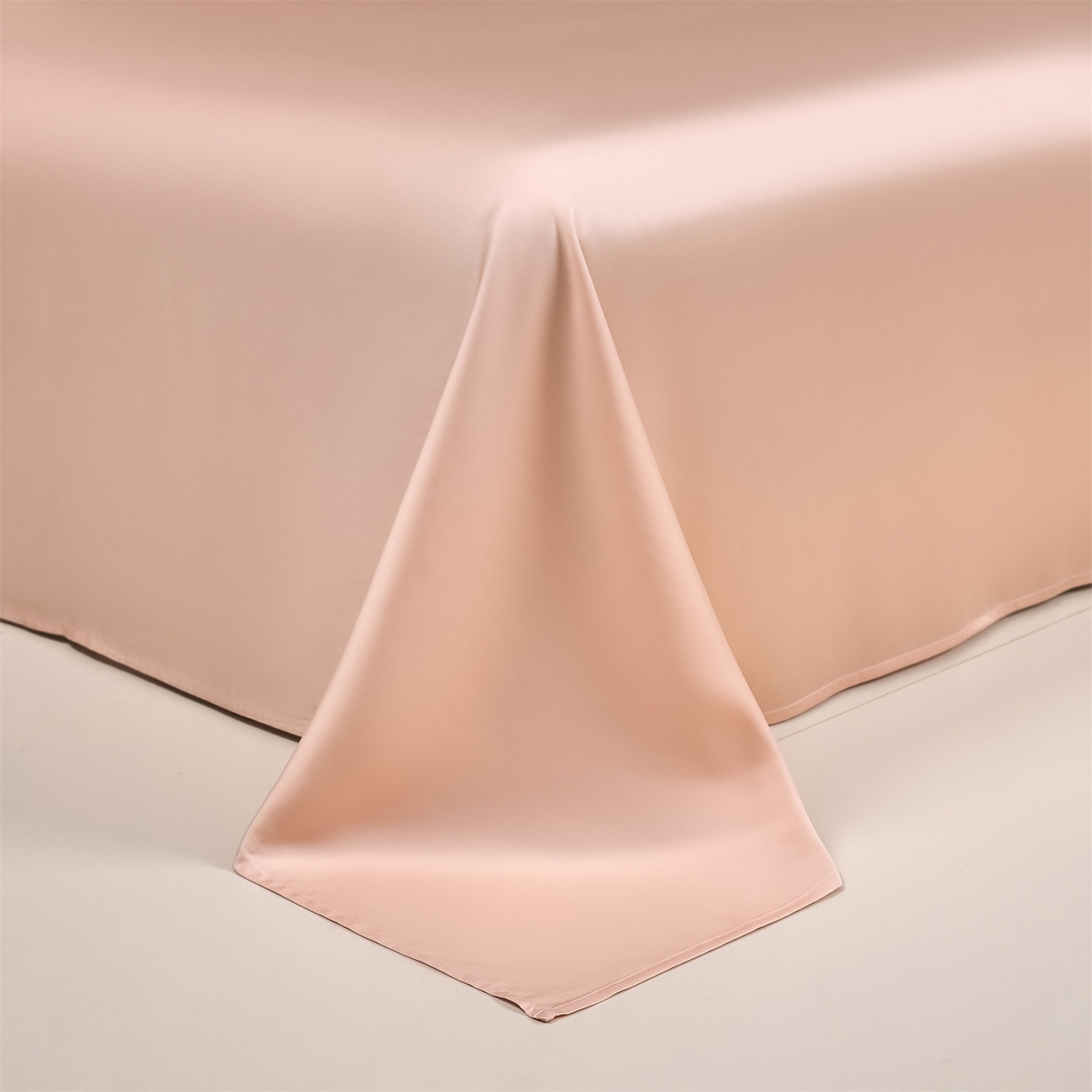 91家纺网 家纺一手货源 找家纺 DC 2026新款天丝单边蝴蝶织带四件套--蝶音系列 蝶音-元气白桃+冰雾粉