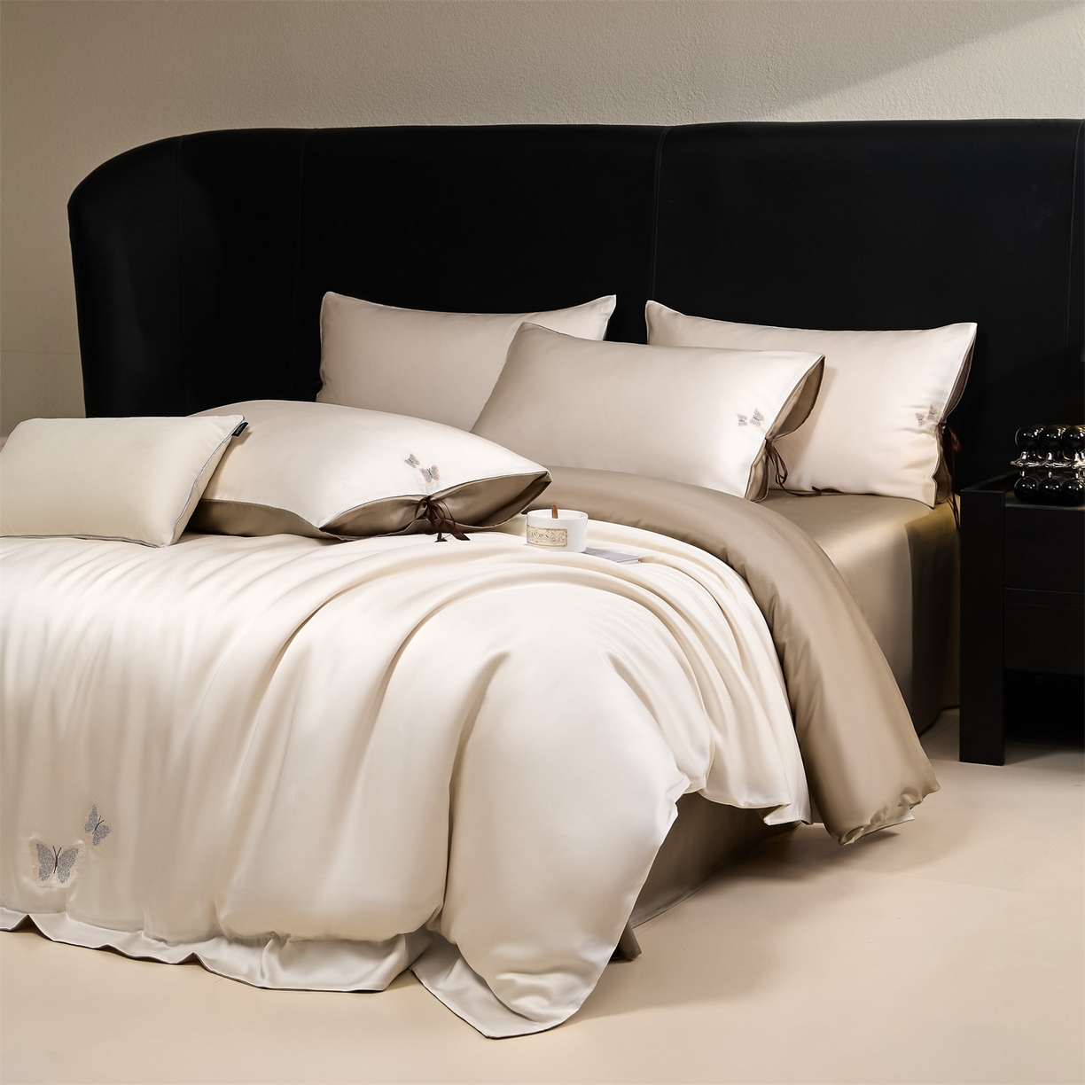 91家纺网 家纺一手货源 找家纺 DC 2026新款天丝单边蝴蝶织带四件套--蝶音系列 蝶音-元气白桃+麦肤色