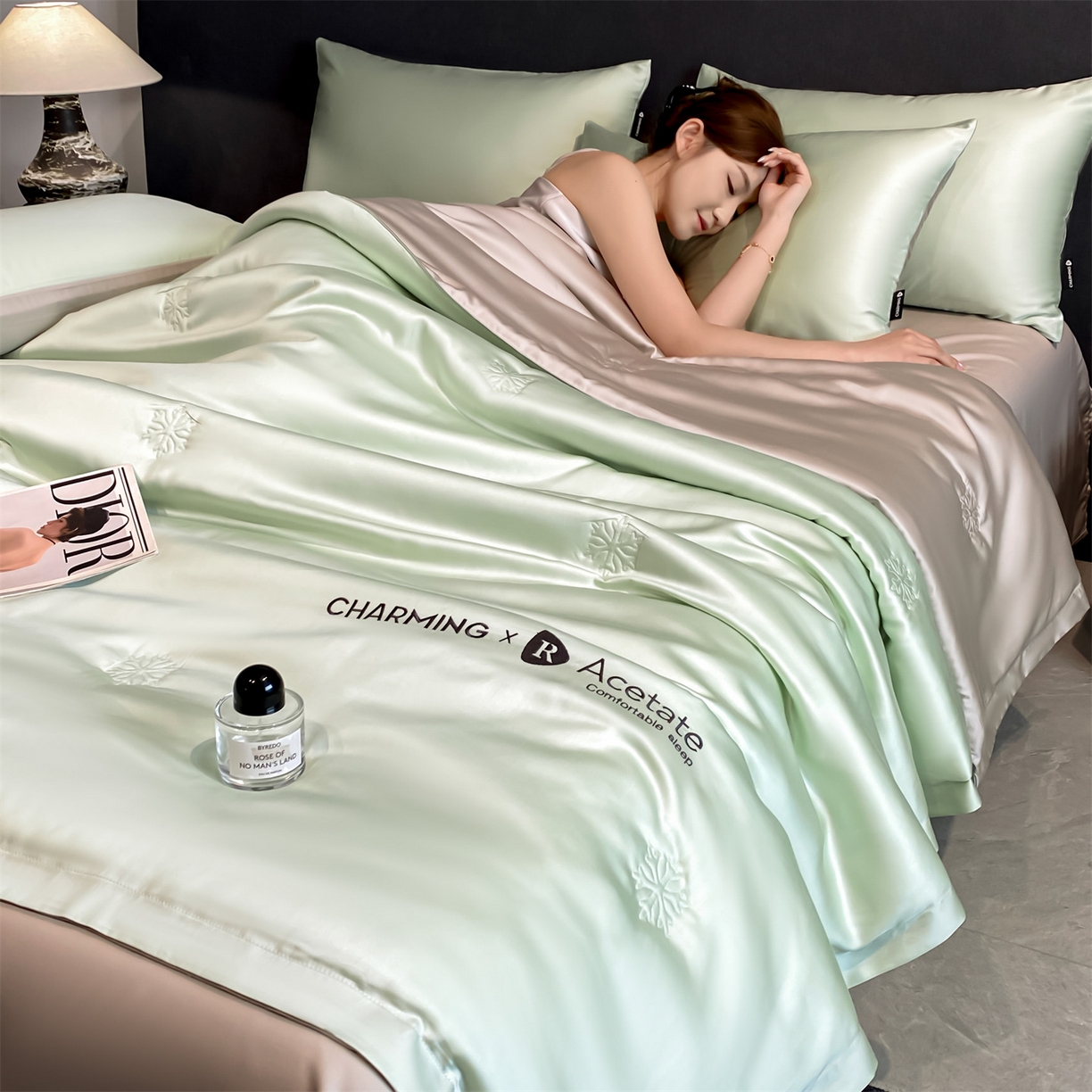 91家纺网 家纺一手货源 找家纺 无界 2026新款水洗真丝夏被-雪花绗缝压线-莱拉 莱拉 亚丁绿+冰川灰