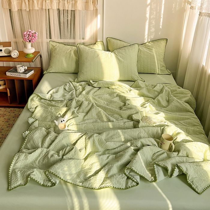 91家纺网 家纺一手货源 找家纺 鑫佳居 2026新款三角针纯色夏被夏凉被空调被四件套 青提气泡