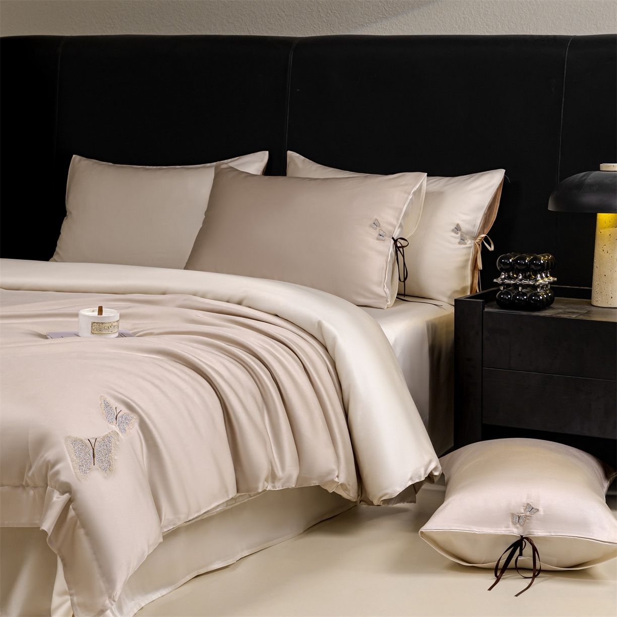 91家纺网 家纺一手货源 找家纺 DC 2026新款天丝单边蝴蝶织带四件套--蝶音系列 蝶音-浅茶+元气白桃