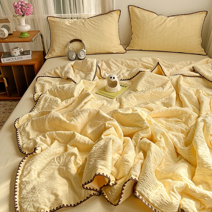 91家纺网 家纺一手货源 找家纺 鑫佳居 2026新款三角针纯色夏被夏凉被空调被四件套 芝士奶盖