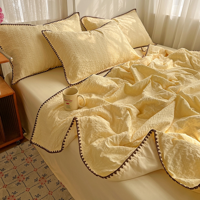 91家纺网 家纺一手货源 找家纺 鑫佳居 2026新款三角针纯色夏被夏凉被空调被四件套 芝士奶盖