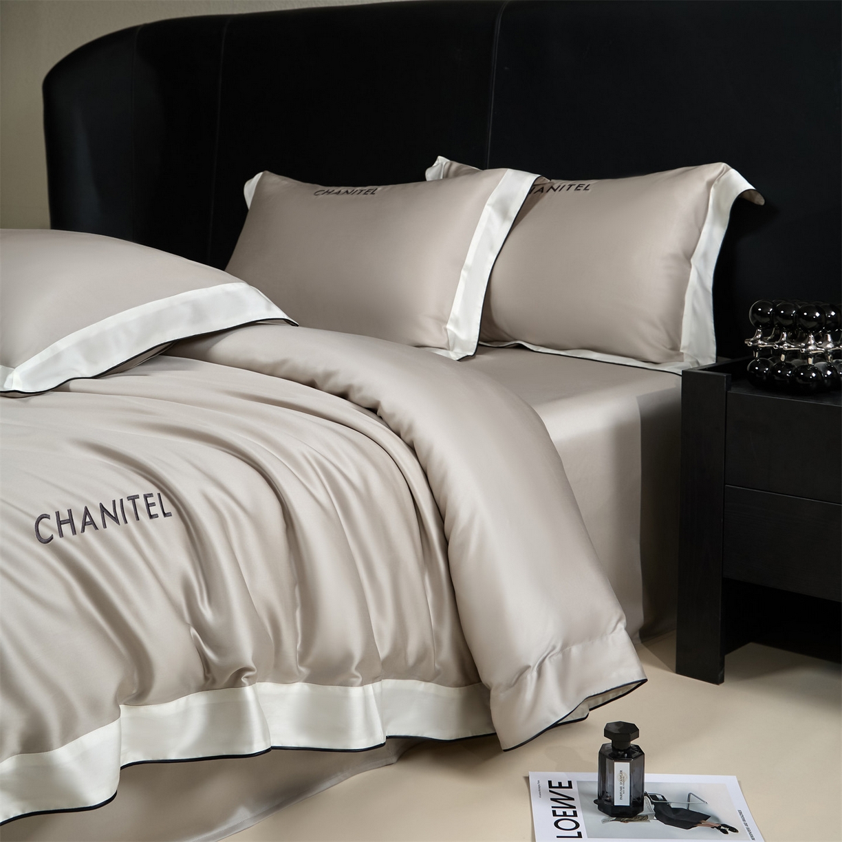 91家纺网 家纺一手货源 找家纺 DC 2026新款天丝刺绣拼角麻绳宽边四件套--戴芬系列 戴芬-冰川灰