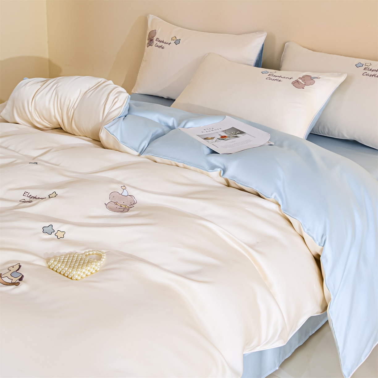 91家纺网 家纺一手货源 找家纺 DC 2026新款天丝刺绣麻绳平绣系列四件套 麻绳平绣-元气白桃+婴儿蓝（小象城堡）