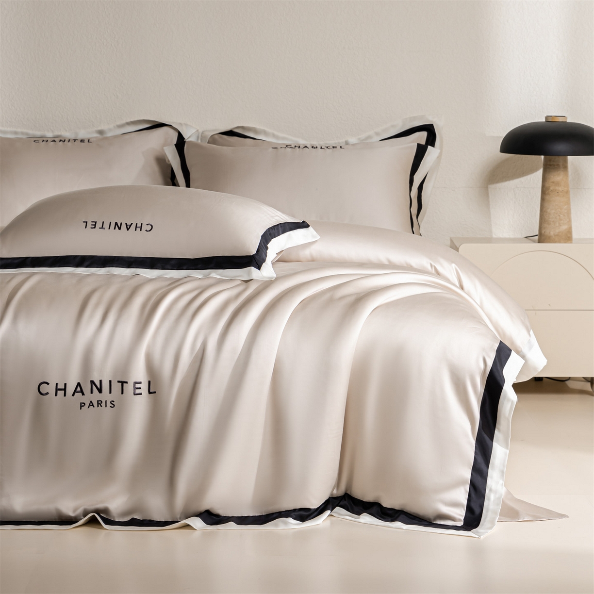 91家纺网 家纺一手货源 找家纺 DC 2026新款天丝刺绣宽边双色边四件套--露娜系列 露娜-米褐色