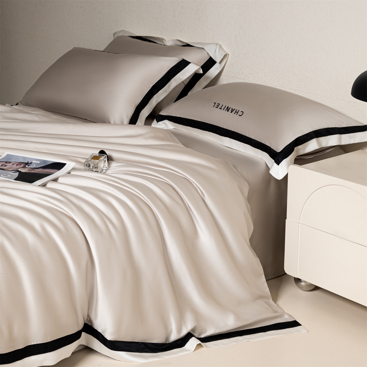 91家纺网 家纺一手货源 找家纺 DC 2026新款天丝刺绣宽边双色边四件套--露娜系列 露娜-米褐色