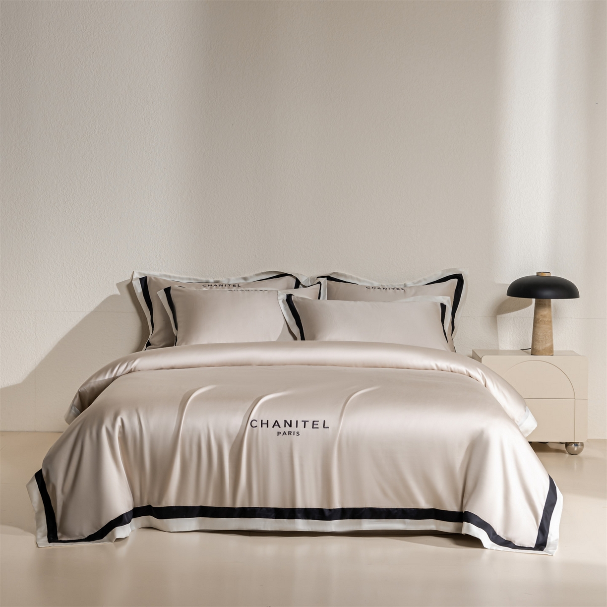 91家纺网 家纺一手货源 找家纺 DC 2026新款天丝刺绣宽边双色边四件套--露娜系列 露娜-米褐色