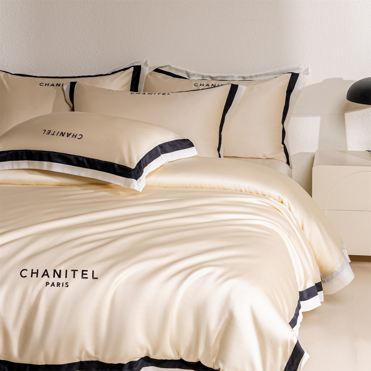 91家纺网 家纺一手货源 找家纺 DC 2026新款天丝刺绣宽边双色边四件套--露娜系列 露娜-浅茶