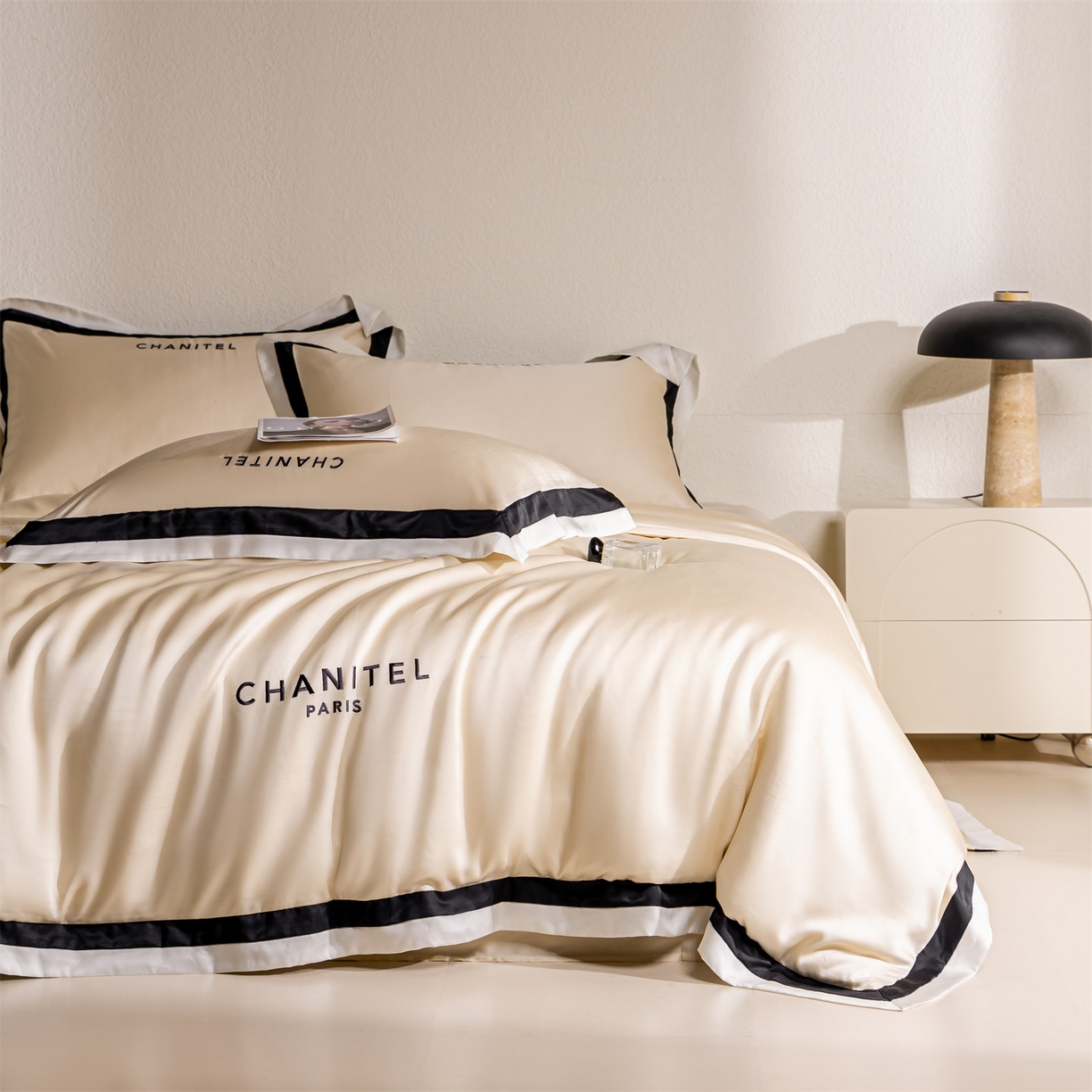 91家纺网 家纺一手货源 找家纺 DC 2026新款天丝刺绣宽边双色边四件套--露娜系列 露娜-浅茶