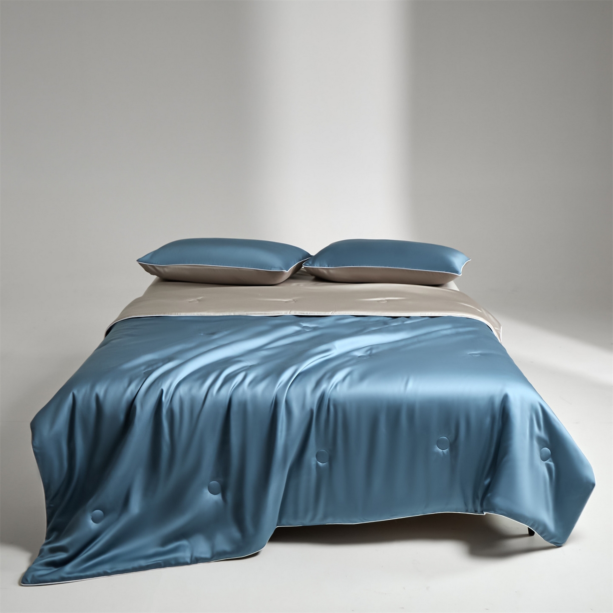 91家纺网 家纺一手货源 找家纺 无界 2026新款天丝夏被-麻绳双拼-温妮 温妮 梵高蓝+椰子灰