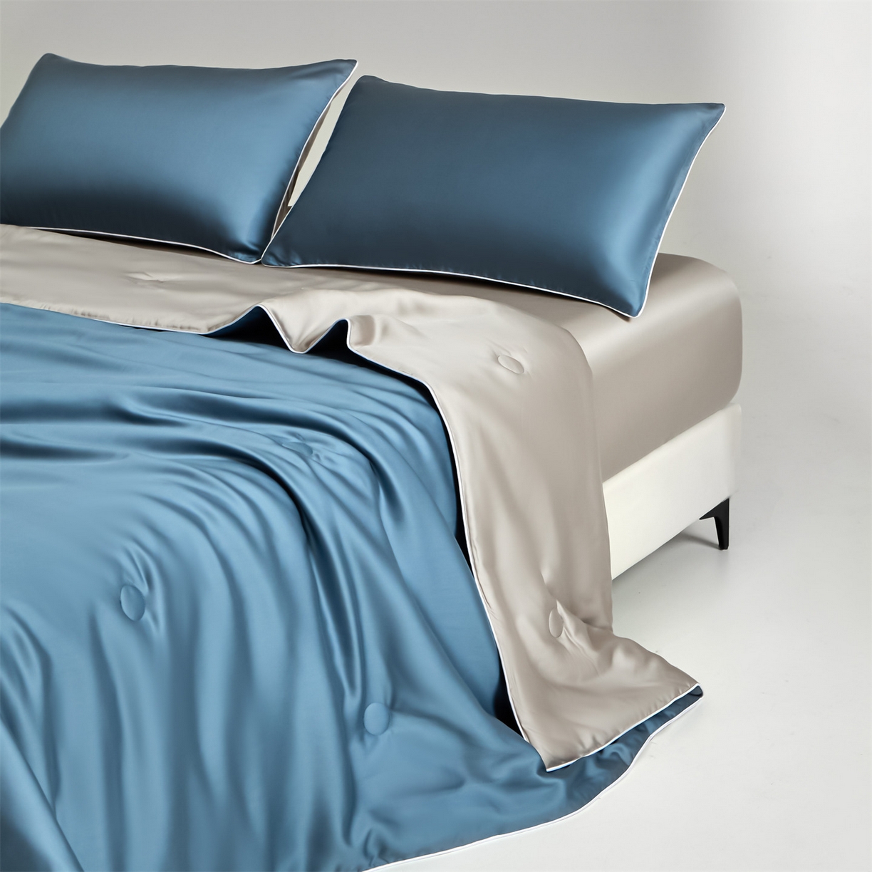 91家纺网 家纺一手货源 找家纺 无界 2026新款天丝夏被-麻绳双拼-温妮 温妮 梵高蓝+椰子灰