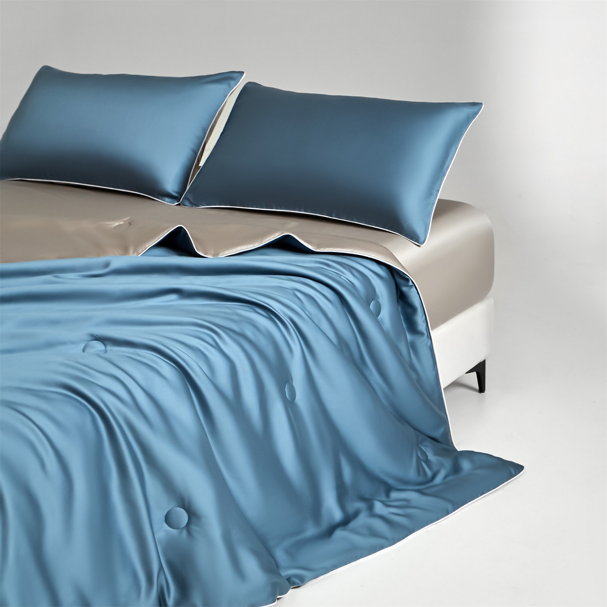 91家纺网 家纺一手货源 找家纺 无界 2026新款天丝夏被-麻绳双拼-温妮 温妮 梵高蓝+椰子灰