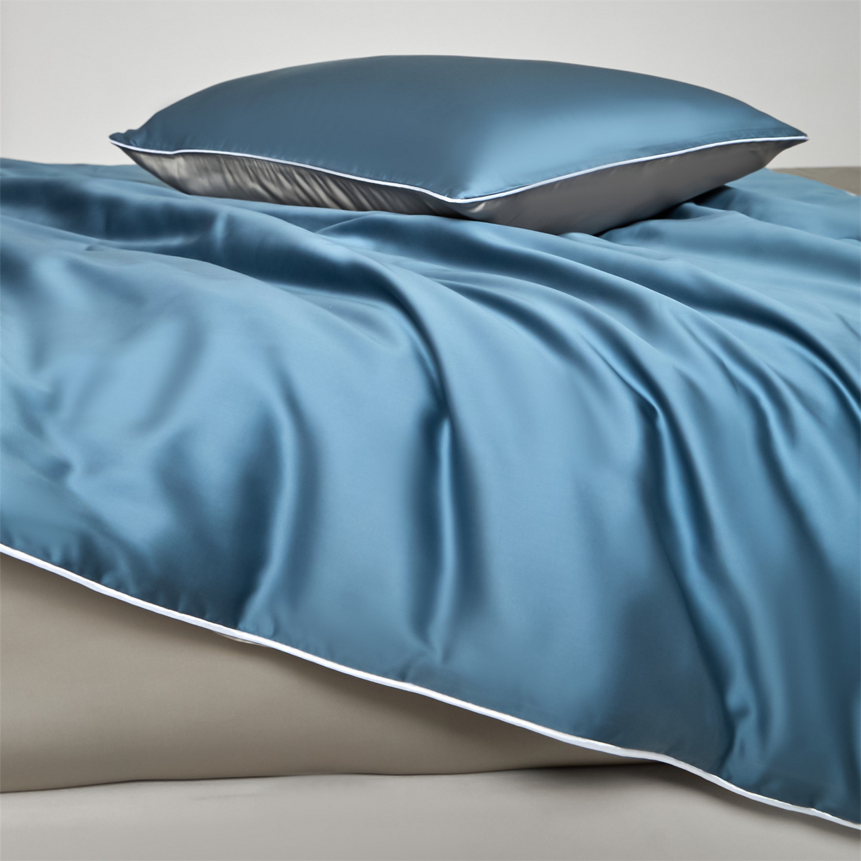 91家纺网 家纺一手货源 找家纺 无界 2026新款天丝夏被-麻绳双拼-温妮 温妮 梵高蓝+椰子灰