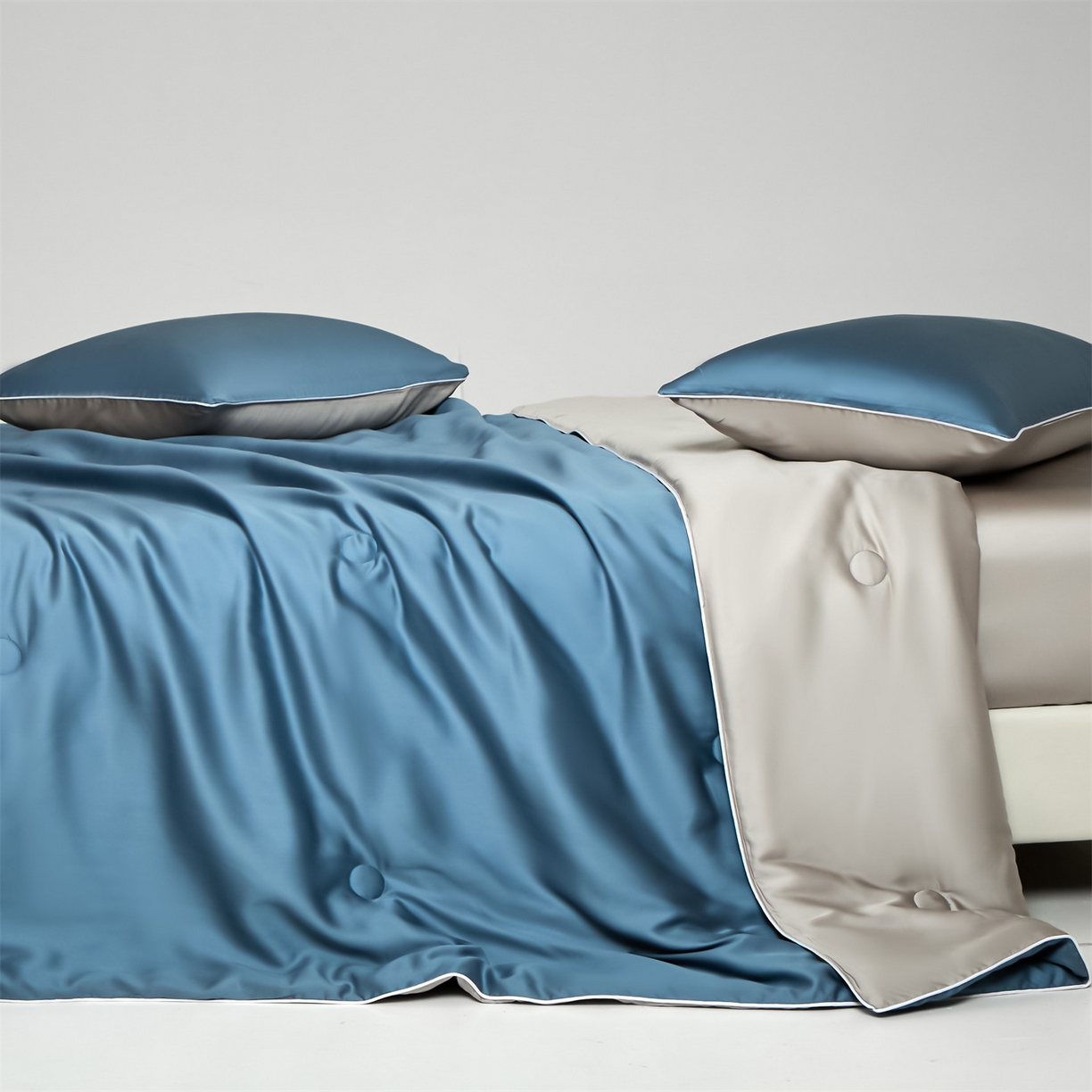 91家纺网 家纺一手货源 找家纺 无界 2026新款天丝夏被-麻绳双拼-温妮 温妮 梵高蓝+椰子灰