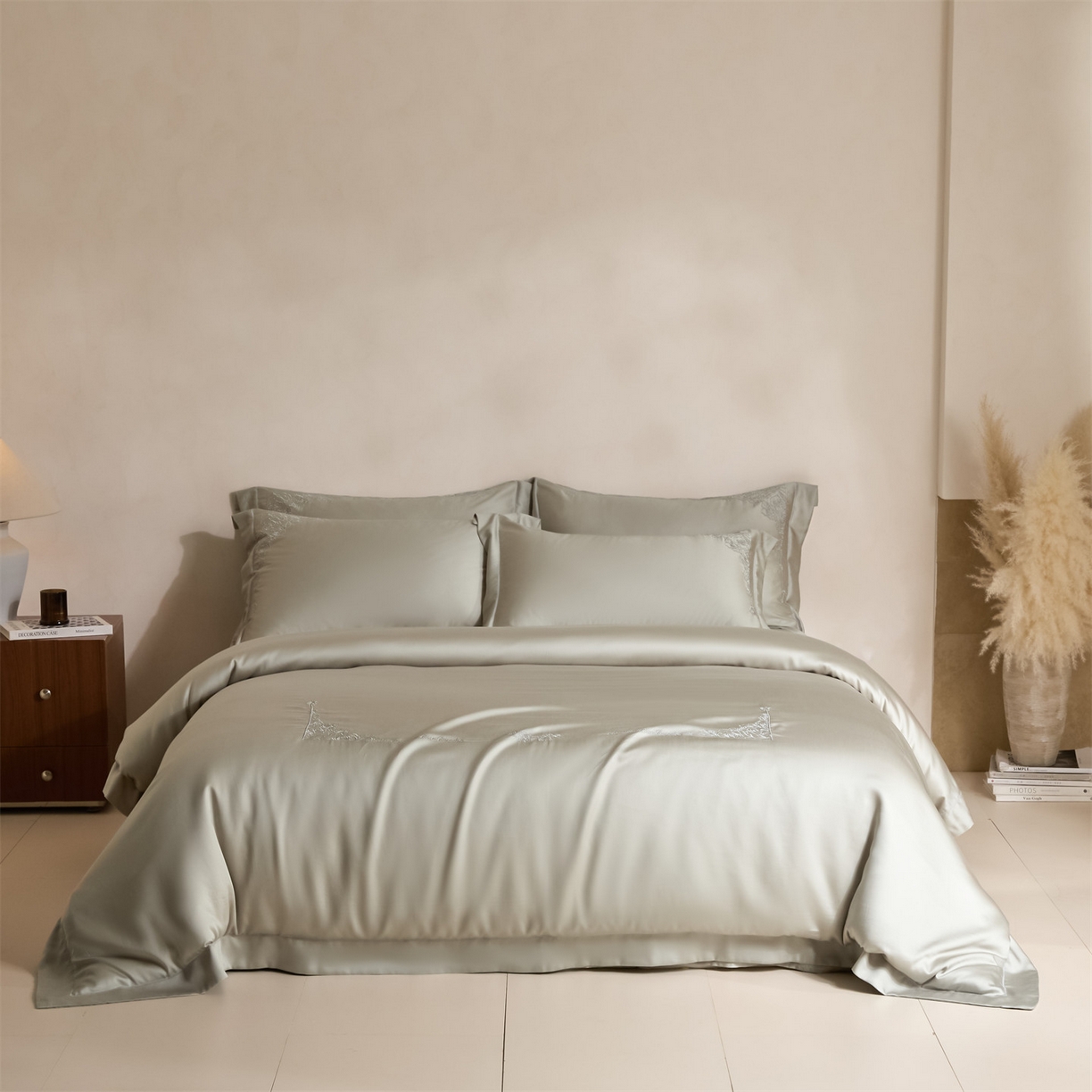 91家纺网 家纺一手货源 找家纺 DC 2026新款天丝刺绣简欧玫瑰框四件套--晚柠系列 晚柠-冰川灰