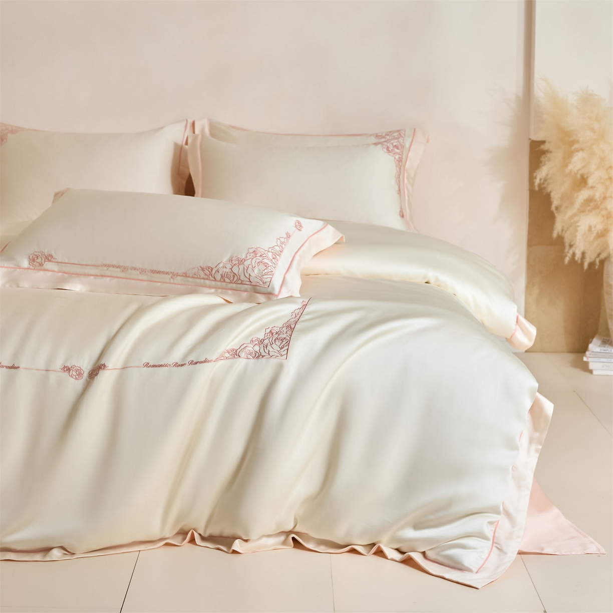 91家纺网 家纺一手货源 找家纺 DC 2026新款天丝刺绣简欧玫瑰框四件套--晚柠系列 晚柠-元气白桃-半熟蜜桃