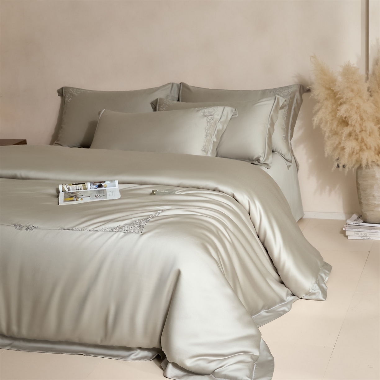 91家纺网 家纺一手货源 找家纺 DC 2026新款天丝刺绣简欧玫瑰框四件套--晚柠系列 晚柠-冰川灰